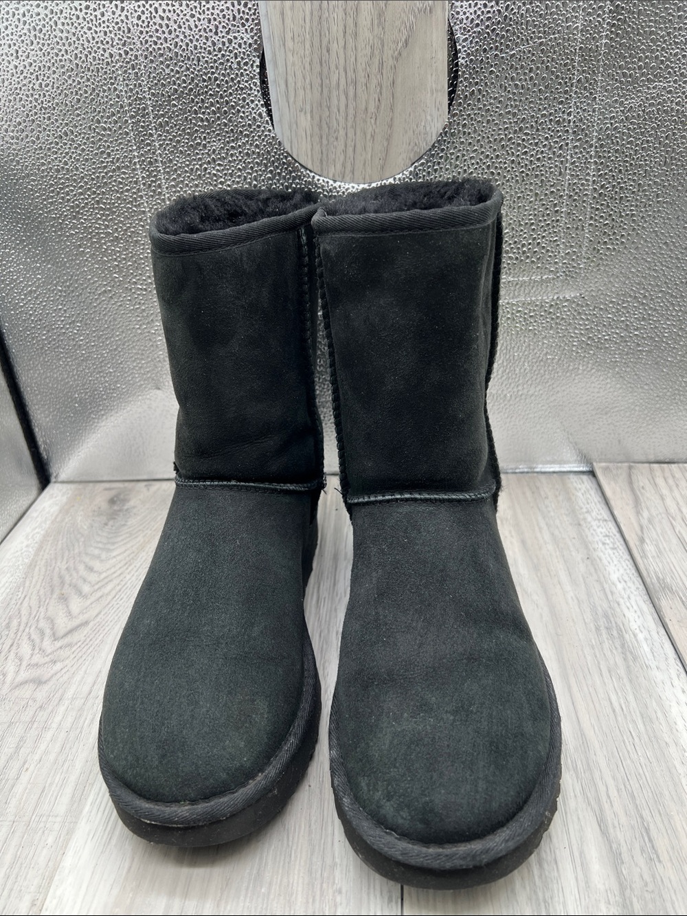 Ugg Classic Short II Black Boots Size 9 #1016223 - Picture 2 of 11